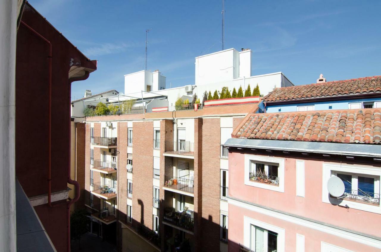 Gravina, 22 *